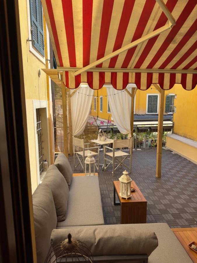 Napule...E Apartments Пескиера дел Гарда Екстериор снимка